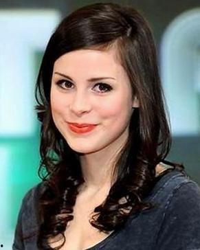 德国雷娜梅尔个人资料,才华横溢的艺术家与时尚界的璀璨明星