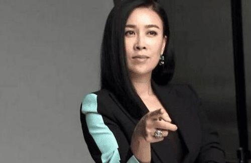 娱乐圈大佬女明星,揭秘大佬女明星的辉煌历程